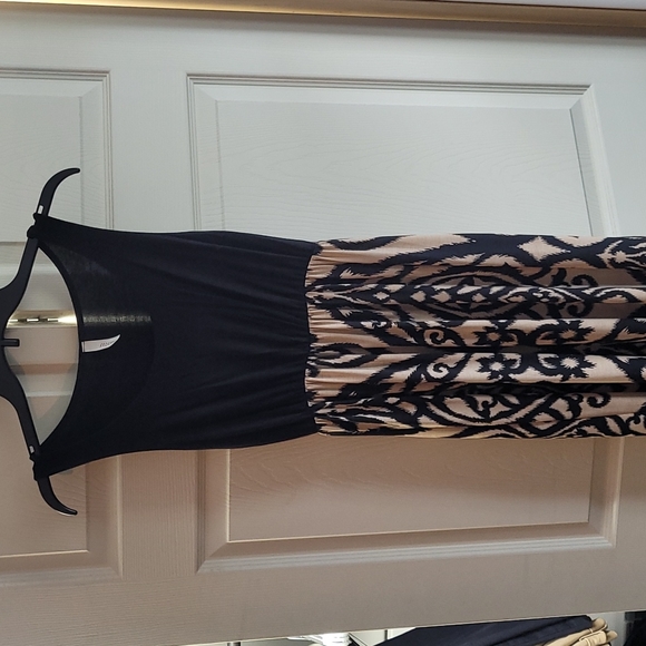 Maxi dress - Picture 3 of 10